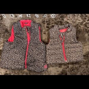 Gap sister set vests 2t and 0-6 months gap